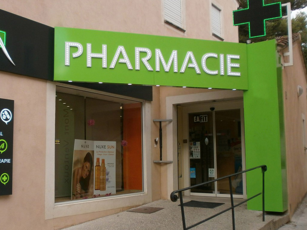 Enseigne facade pharmacie